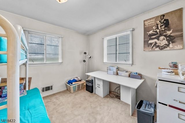 44 Doherty Dr, Clifton City, NJ 07013