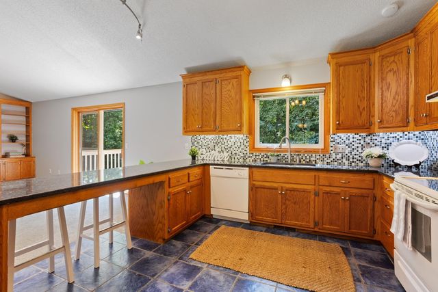 18525 Cty Road 24, Plymouth, MN 55447