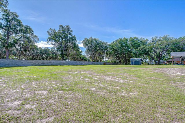 1419 SEFFNER VALRICO ROAD, Seffner, FL 33584