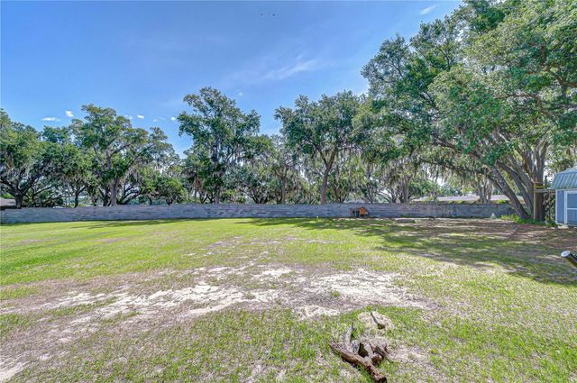1419 SEFFNER VALRICO ROAD, Seffner, FL 33584