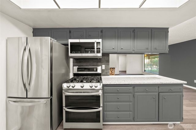 3327 SW 323rd Street, Federal Way, WA 98023