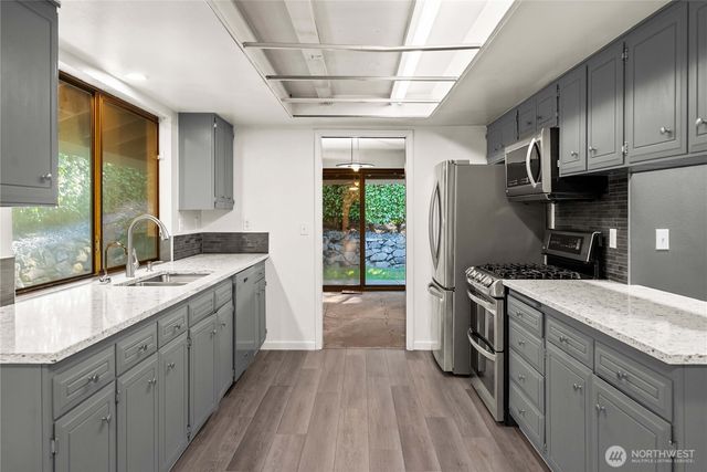 3327 SW 323rd Street, Federal Way, WA 98023