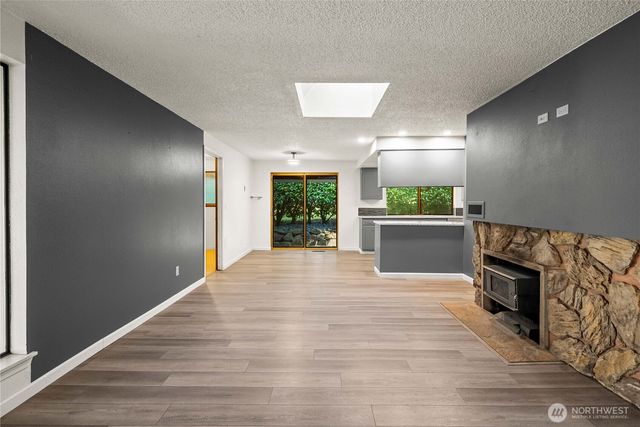 3327 SW 323rd Street, Federal Way, WA 98023