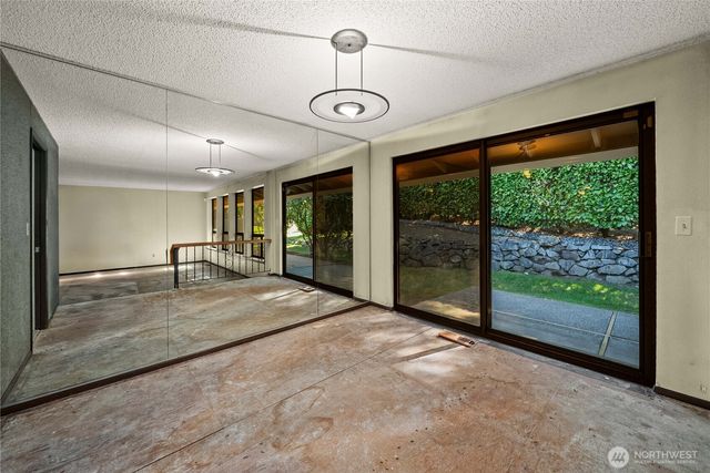 3327 SW 323rd Street, Federal Way, WA 98023