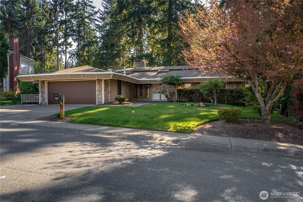 3327 SW 323rd Street, Federal Way, WA 98023