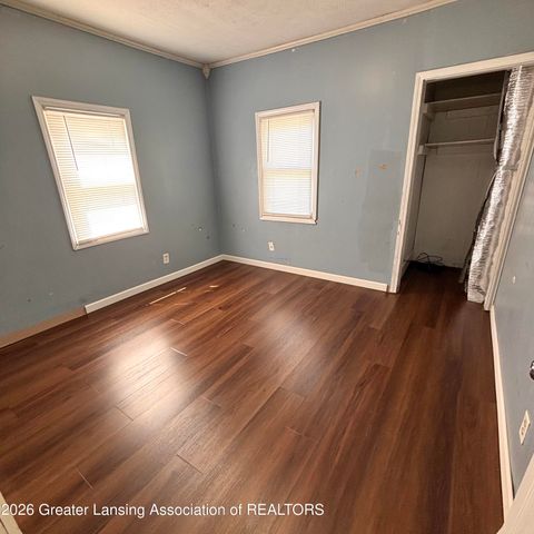 326 E Potter Avenue, Lansing, MI 48910