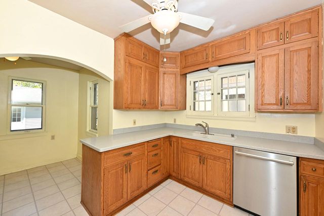 4471 Ardmore AVENUE, Shorewood, WI 53211