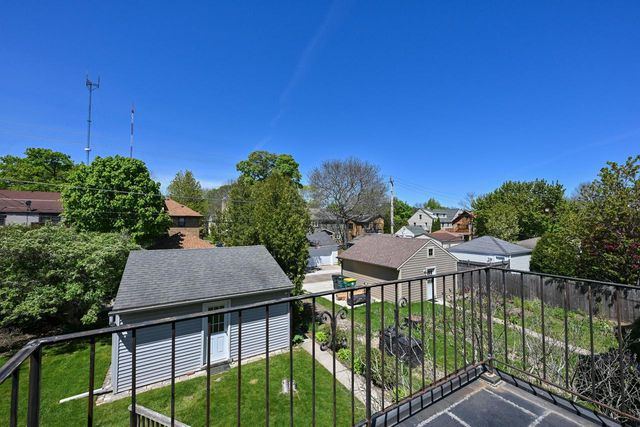 4471 Ardmore AVENUE, Shorewood, WI 53211