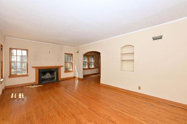 4471 Ardmore AVENUE, Shorewood, WI 53211
