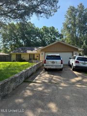 4251 Cypress Drive, Jackson, MS 39212
