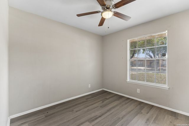 5143 Village Row, San Antonio, TX 78218