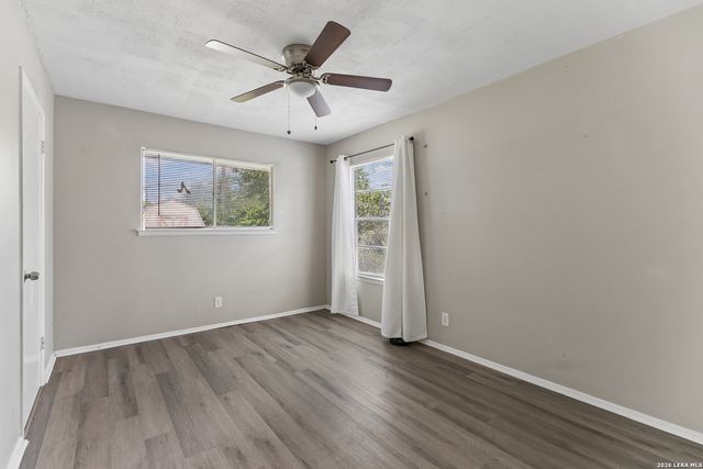 5143 Village Row, San Antonio, TX 78218