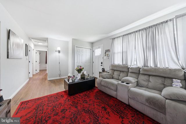 16 VALLEY DR, Pine Hill, NJ 08021