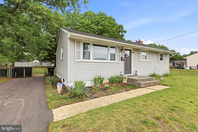 16 VALLEY DR, Pine Hill, NJ 08021