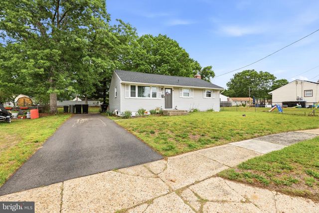 16 VALLEY DR, Pine Hill, NJ 08021