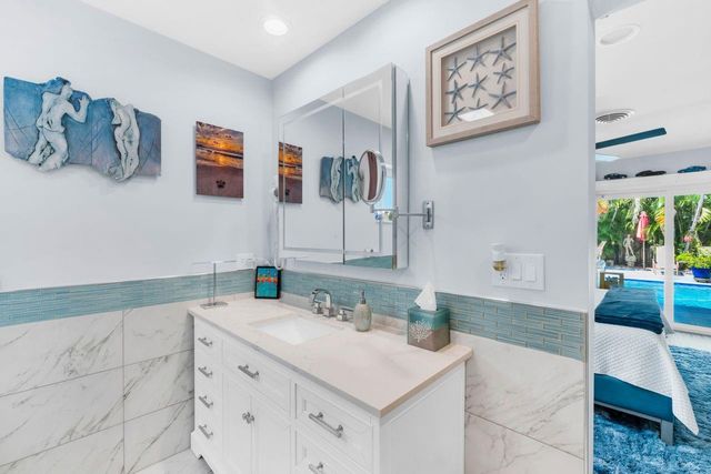 5751 NE 22nd Way, Fort Lauderdale, FL 33308