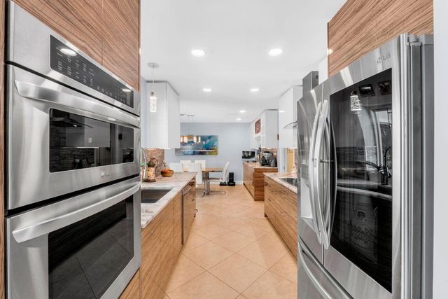 5751 NE 22nd Way, Fort Lauderdale, FL 33308
