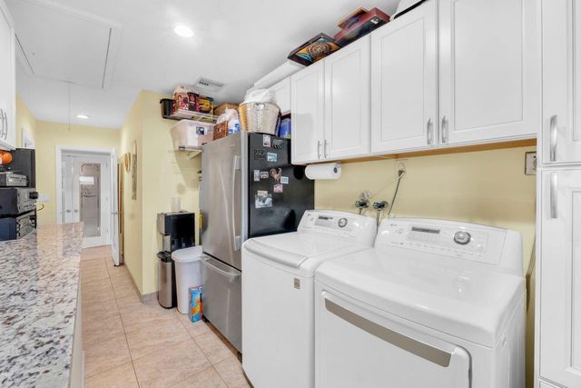 5751 NE 22nd Way, Fort Lauderdale, FL 33308