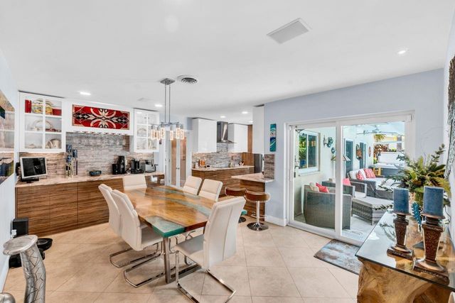 5751 NE 22nd Way, Fort Lauderdale, FL 33308