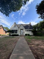 1644 DAYTON AVENUE, Wichita Falls, TX 76301