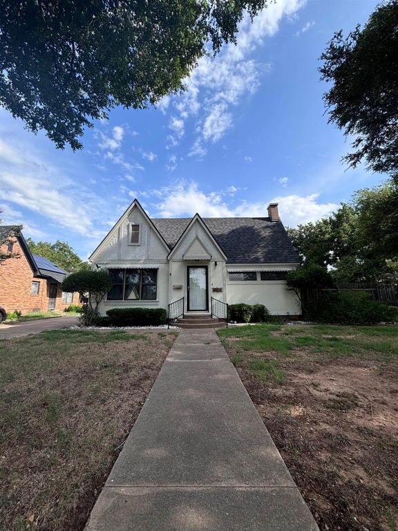 1644 DAYTON AVENUE, Wichita Falls, TX 76301