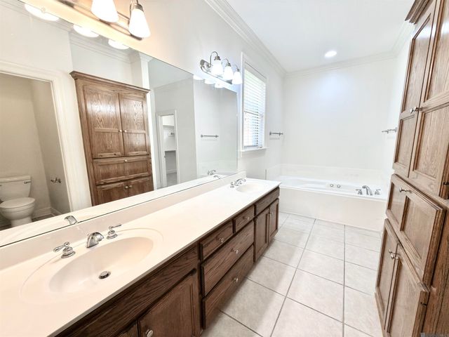 10362 Hillmont Ave, Baton Rouge, LA 70810