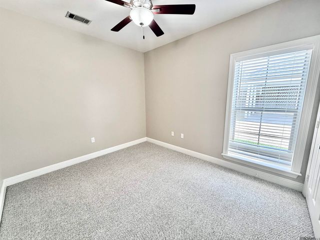 10362 Hillmont Ave, Baton Rouge, LA 70810