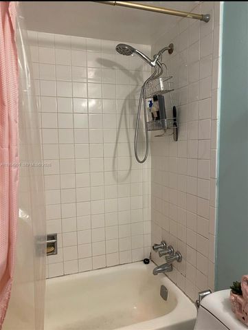 1801 S Treasure Dr 414, North Bay Village, FL 33141