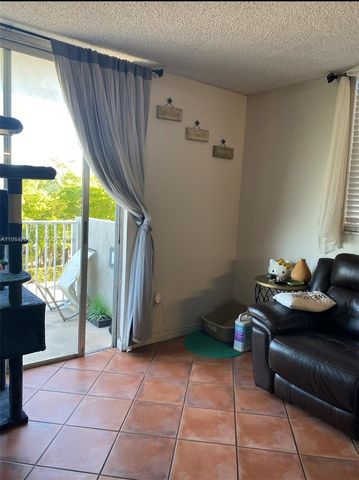 1801 S Treasure Dr 414, North Bay Village, FL 33141