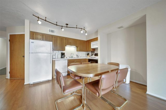 1000 April Sound Boulevard, Conroe, TX 77356