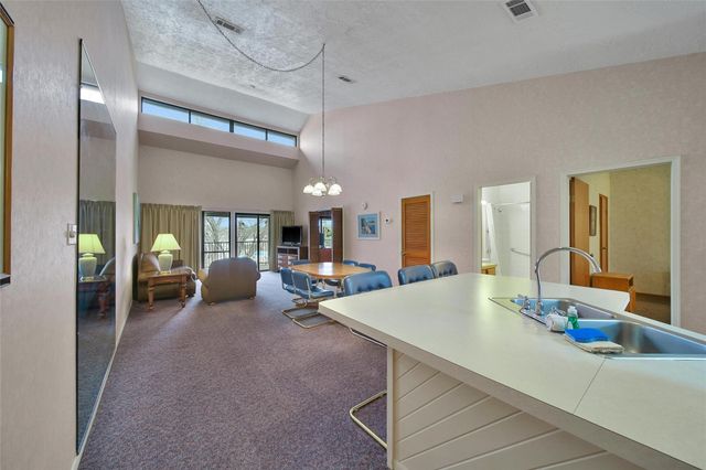 1000 April Sound Boulevard, Conroe, TX 77356