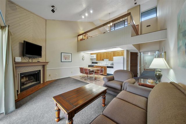 1000 April Sound Boulevard, Conroe, TX 77356