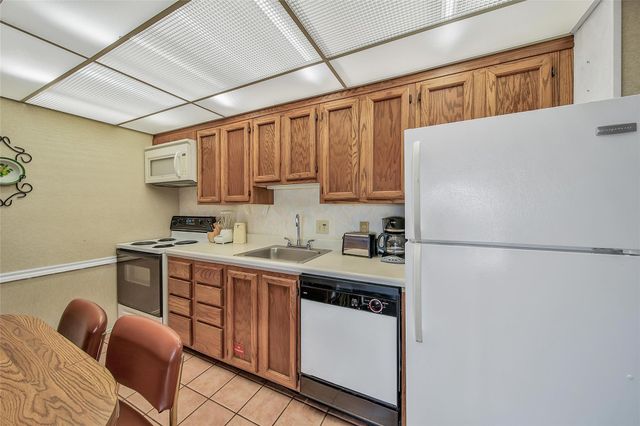 1000 April Sound Boulevard, Conroe, TX 77356