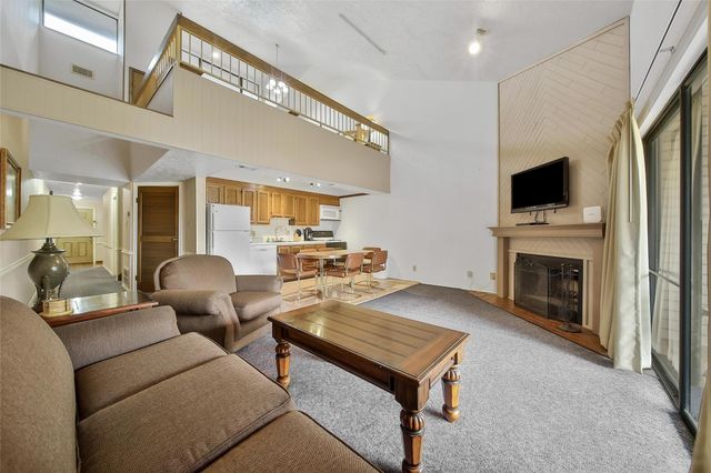 1000 April Sound Boulevard, Conroe, TX 77356