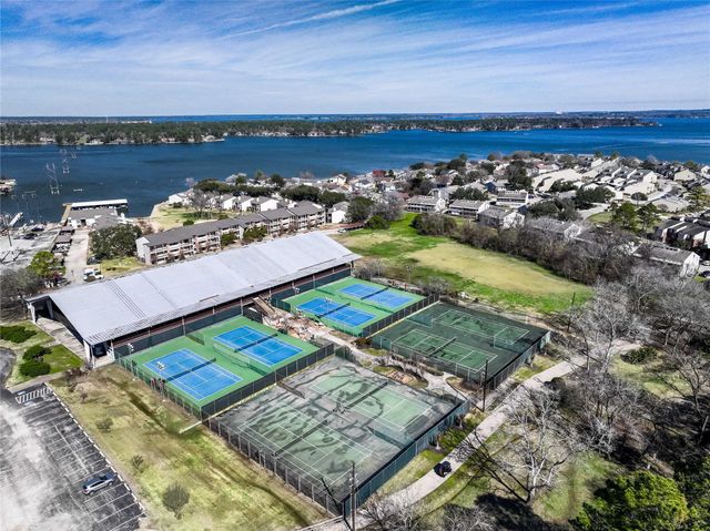 1000 April Sound Boulevard, Conroe, TX 77356