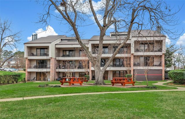 1000 April Sound Boulevard, Conroe, TX 77356