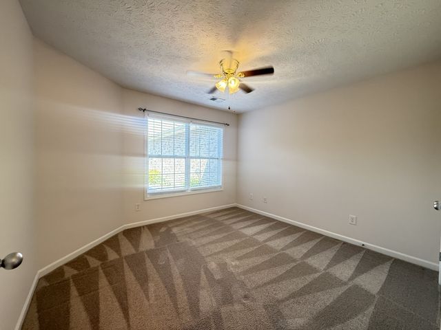 140 Alden Ln, Lebanon, TN 37087