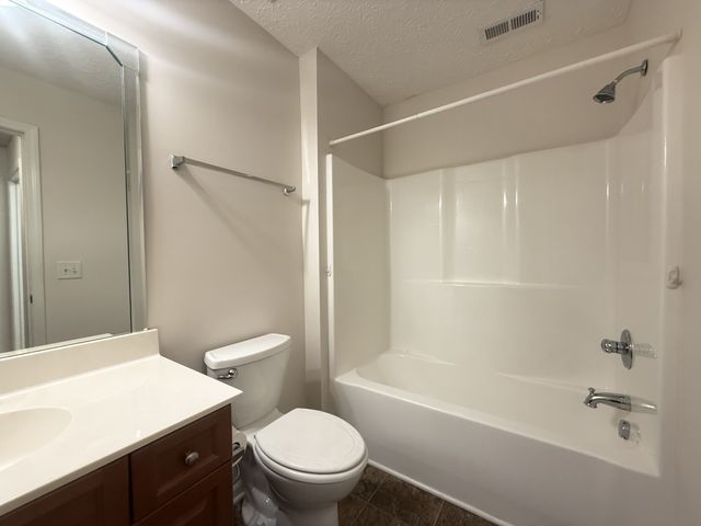 140 Alden Ln, Lebanon, TN 37087