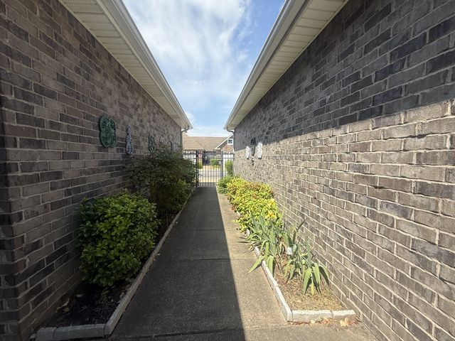 140 Alden Ln, Lebanon, TN 37087