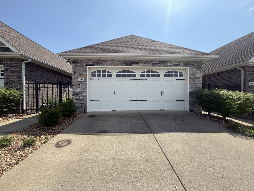 140 Alden Ln, Lebanon, TN 37087