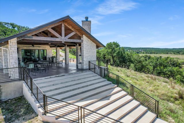 2038 Paradise PKWY, Canyon Lake, TX 78133