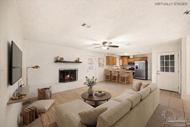 2998 Ranchette Sq, Gulf Breeze, FL 32563