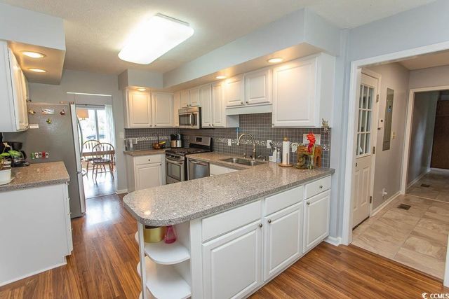 18 Pine Valley Ln., Surfside Beach, SC 29575