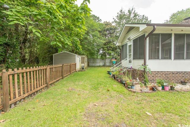 18 Pine Valley Ln., Surfside Beach, SC 29575