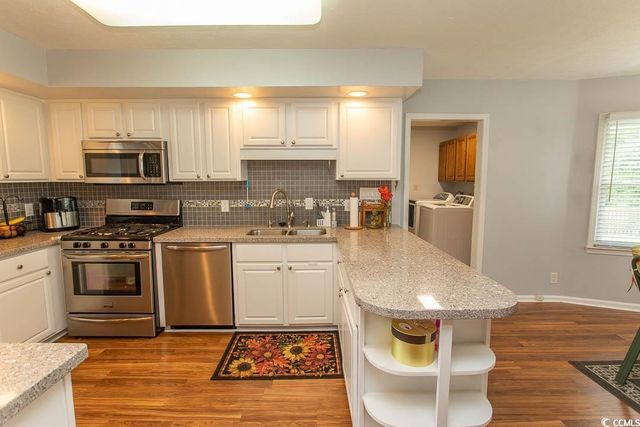 18 Pine Valley Ln., Surfside Beach, SC 29575