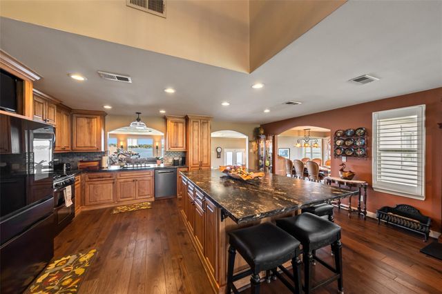 1034 Lake View Drive, Montgomery, TX 77356