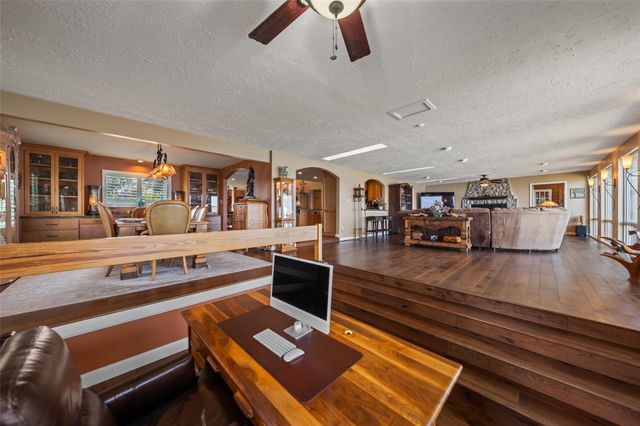 1034 Lake View Drive, Montgomery, TX 77356