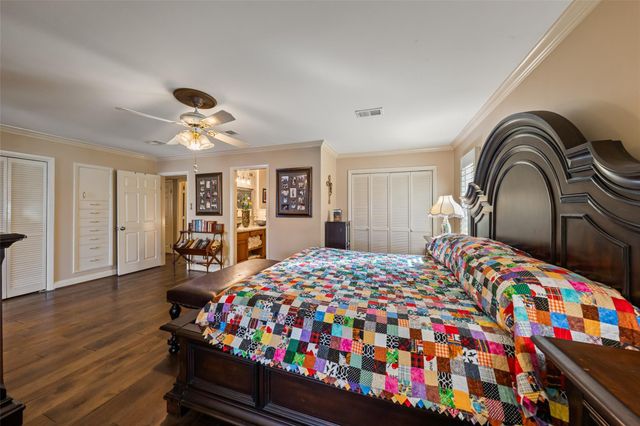 1034 Lake View Drive, Montgomery, TX 77356