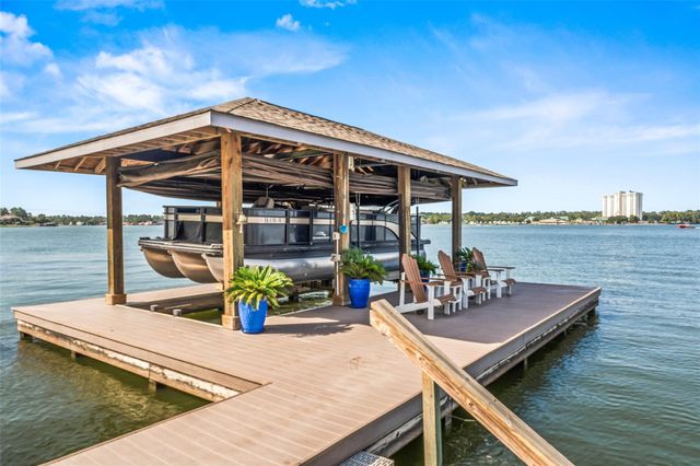 1034 Lake View Drive, Montgomery, TX 77356