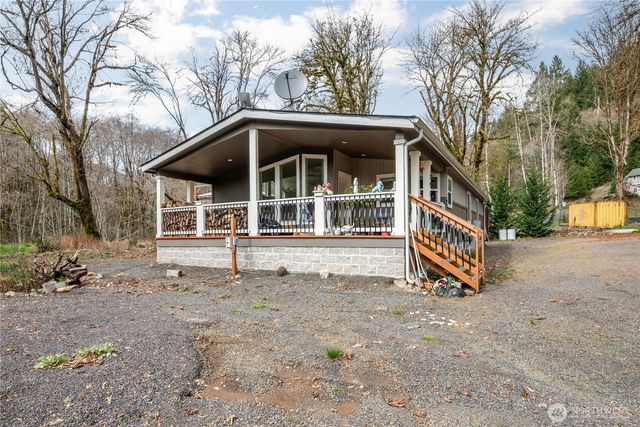 1955 Abernathy Creek Road, Longview, WA 98632